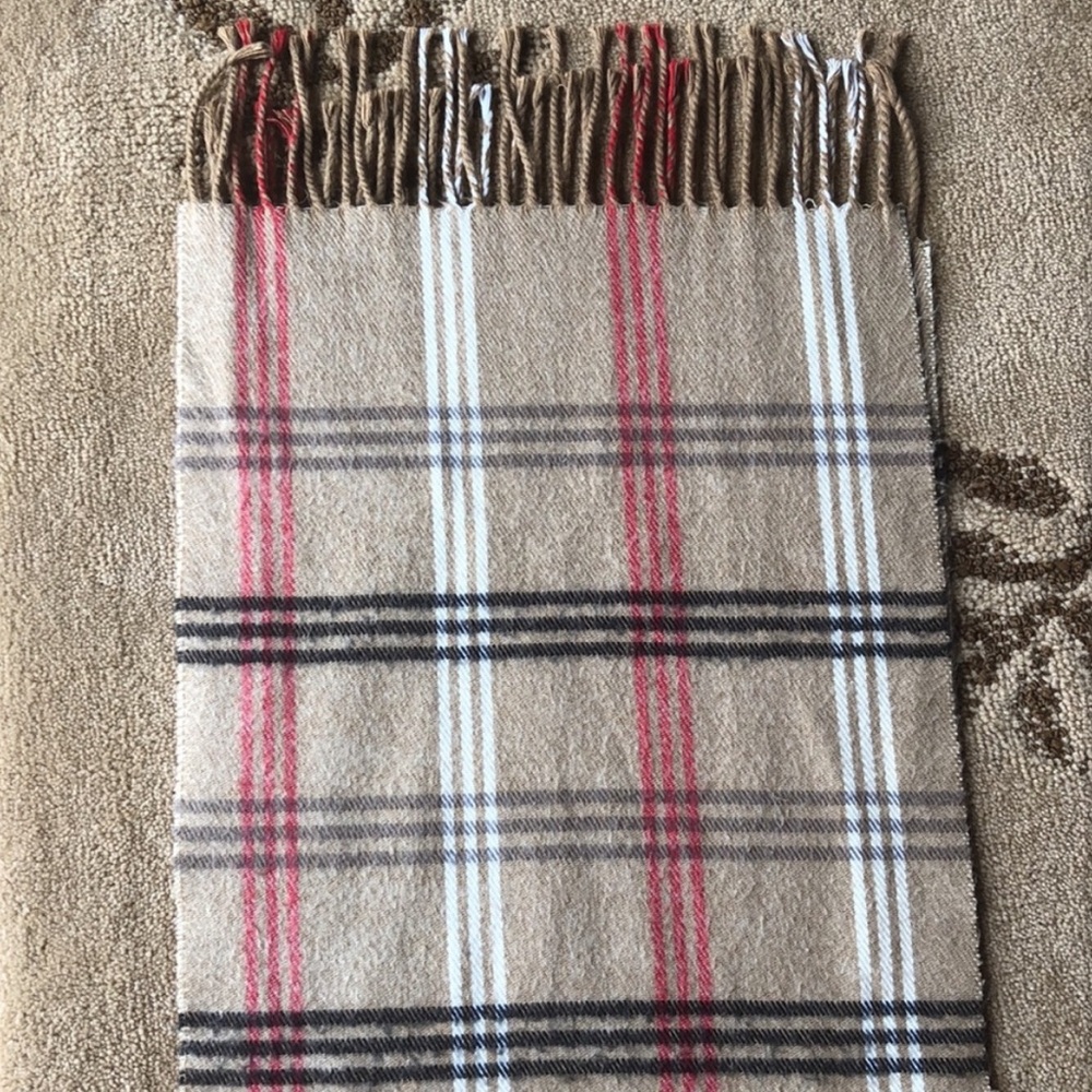 Scarf - Picture 2 of 2